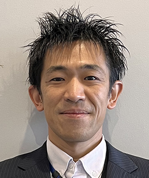 岡 裕介様